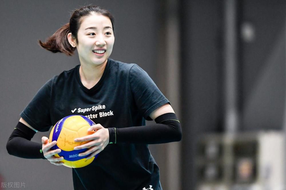 美女扒开尿口网站